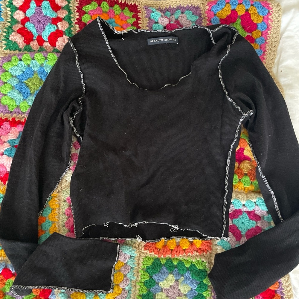 Brandy Melville contrast stitch long sleeve crop top